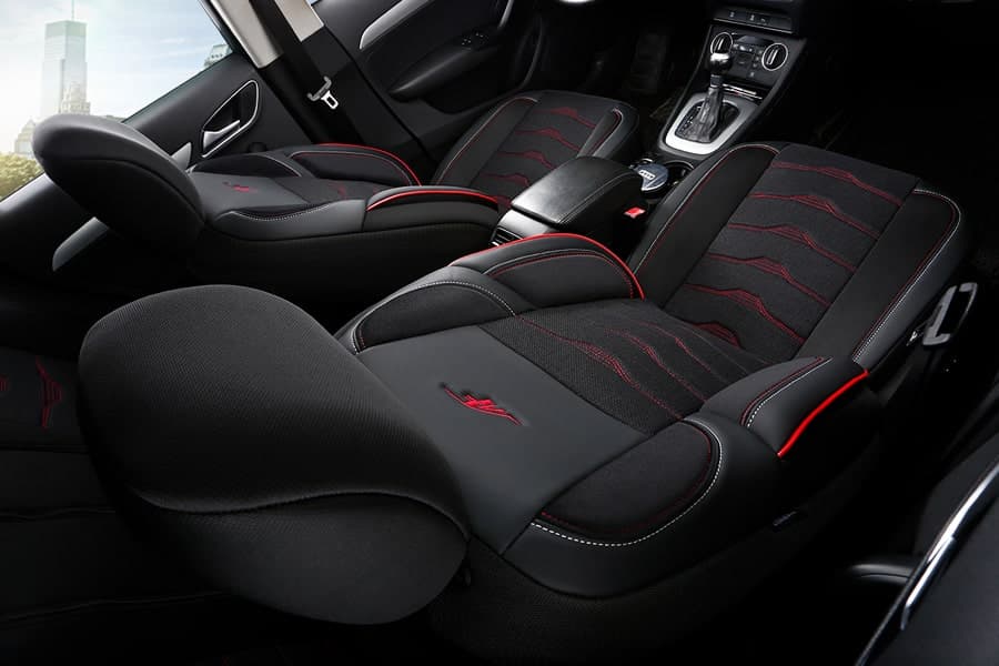 Autositzbezüge für Hyundai i40 | Komplettset für die Vordersitze | AID-Serie 5