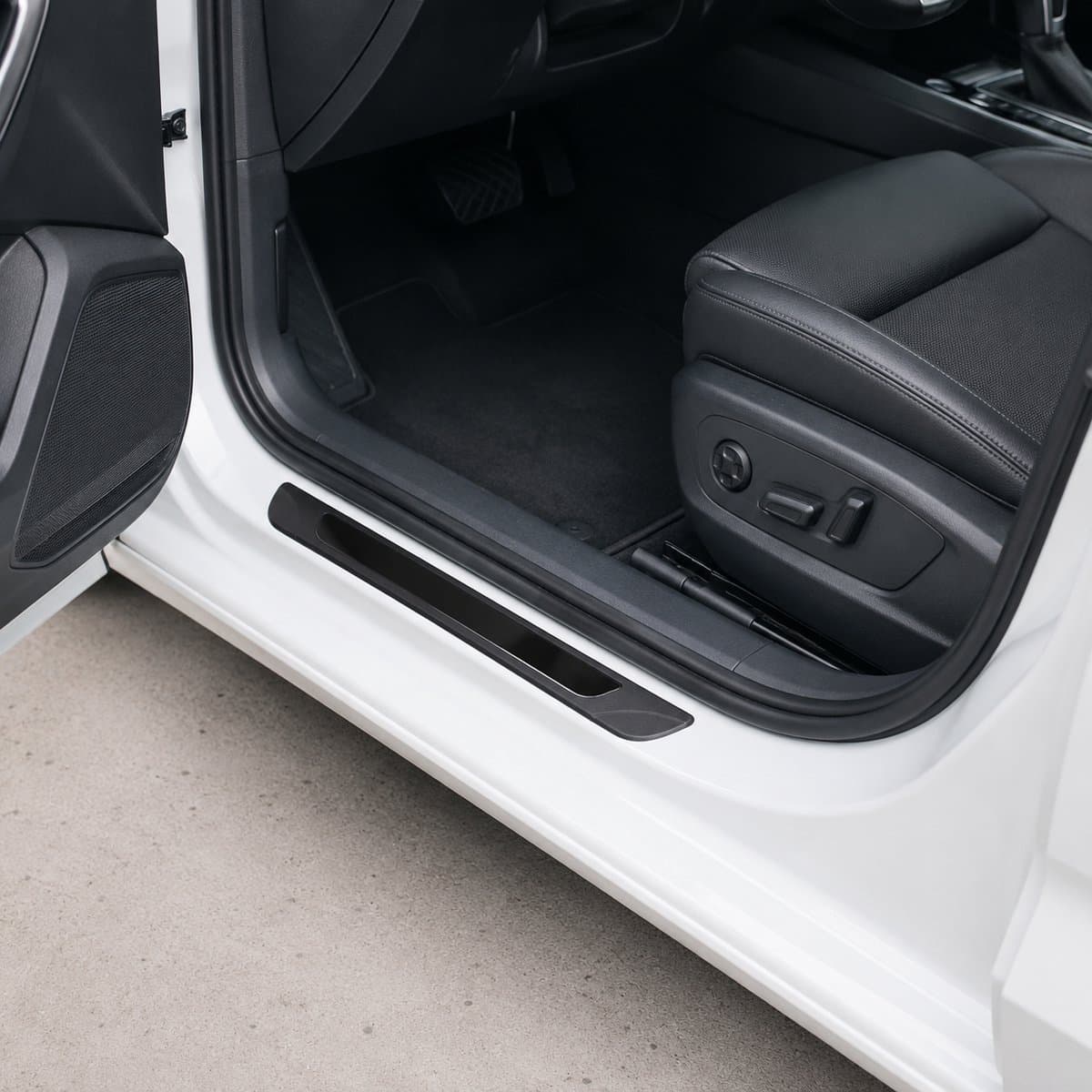 Einstiegsleisten für den Nissan Pulsar – 4er-Set | TS Serie 4